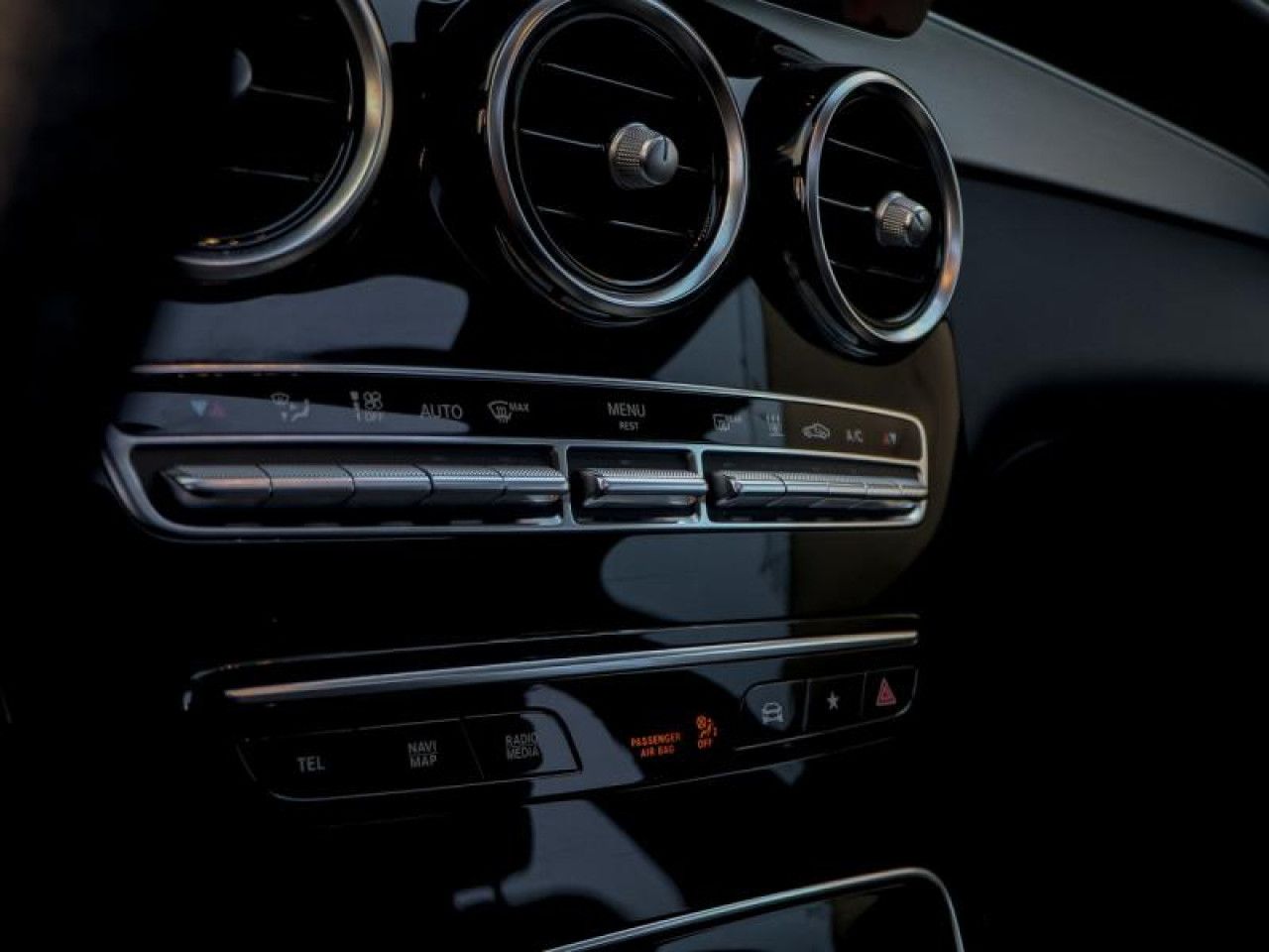 Photo du v&eacute;hicule 8 / 18