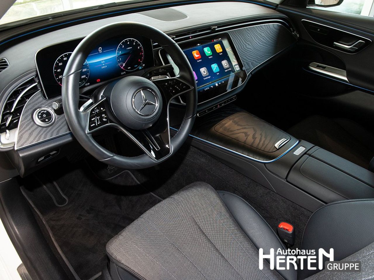 Mercedes-Benz E-Klasse – Bild 2