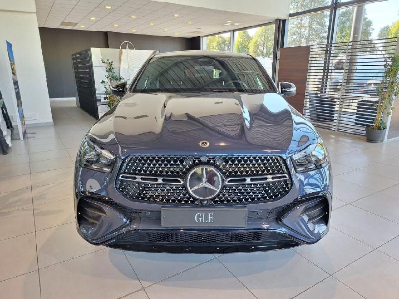 Photo du v&eacute;hicule 2 / 18