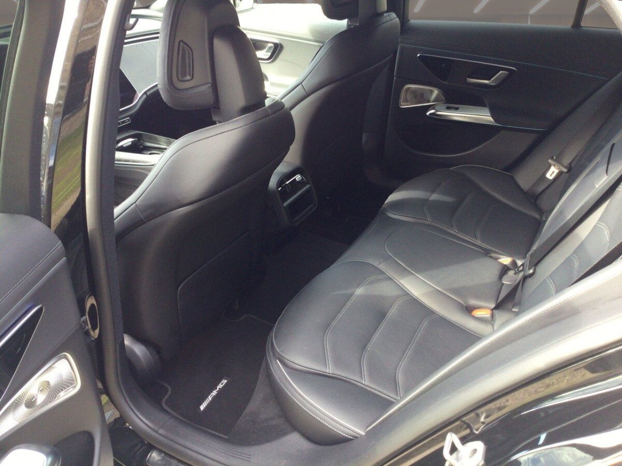 Mercedes-Benz E-Klasse – Bild 7