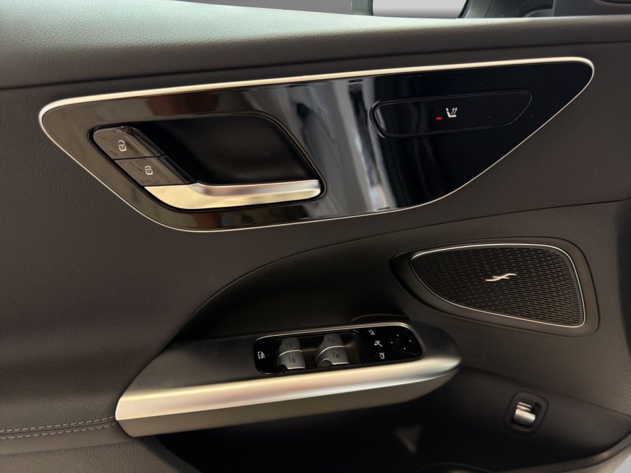 Mercedes-Benz C-Klasse – Bild 6