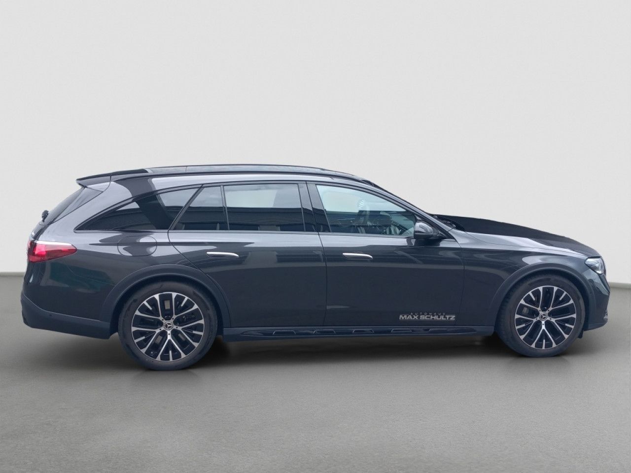 Mercedes-Benz E-Klasse – Bild 17