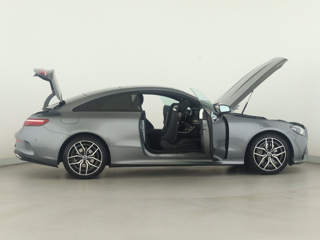 Mercedes-Benz E-Klasse – Bild 8