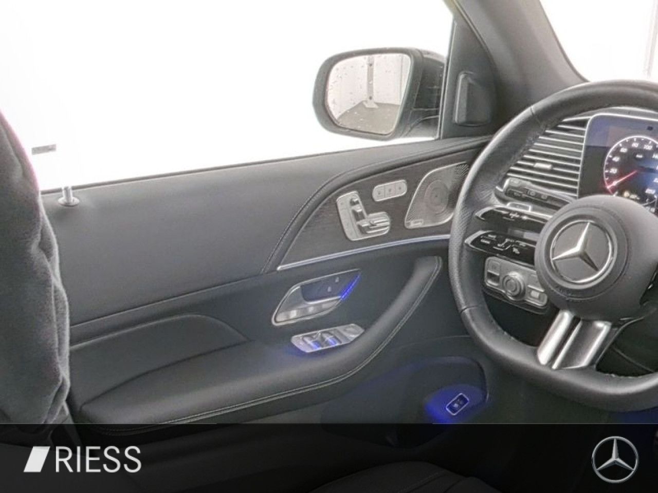Mercedes-Benz GLS – Bild 8