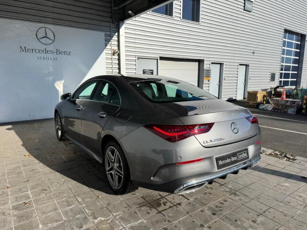 Photo du v&eacute;hicule 7 / 18