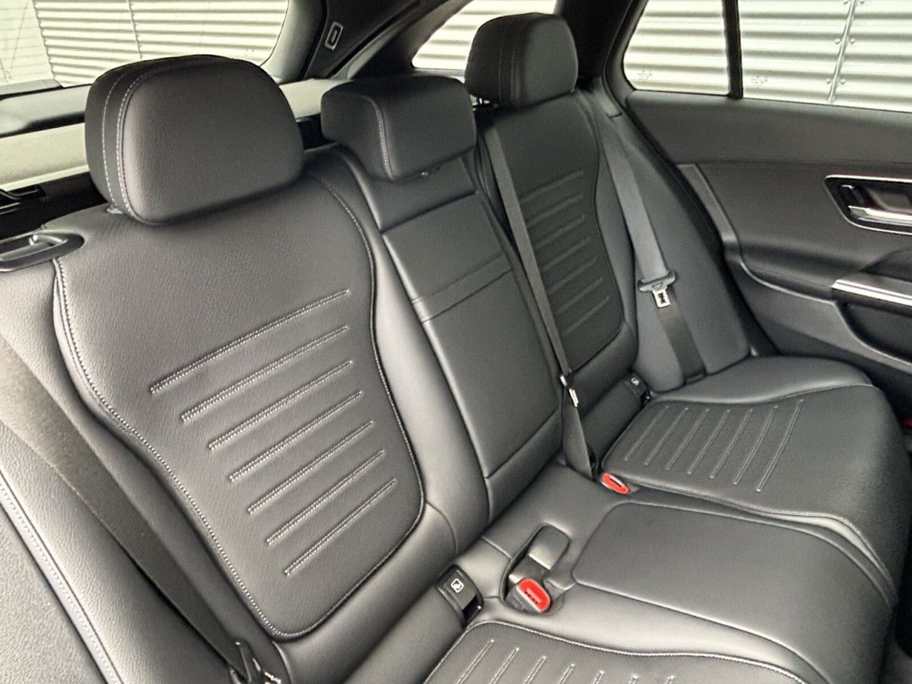 Mercedes-Benz C-Klasse – Bild 17