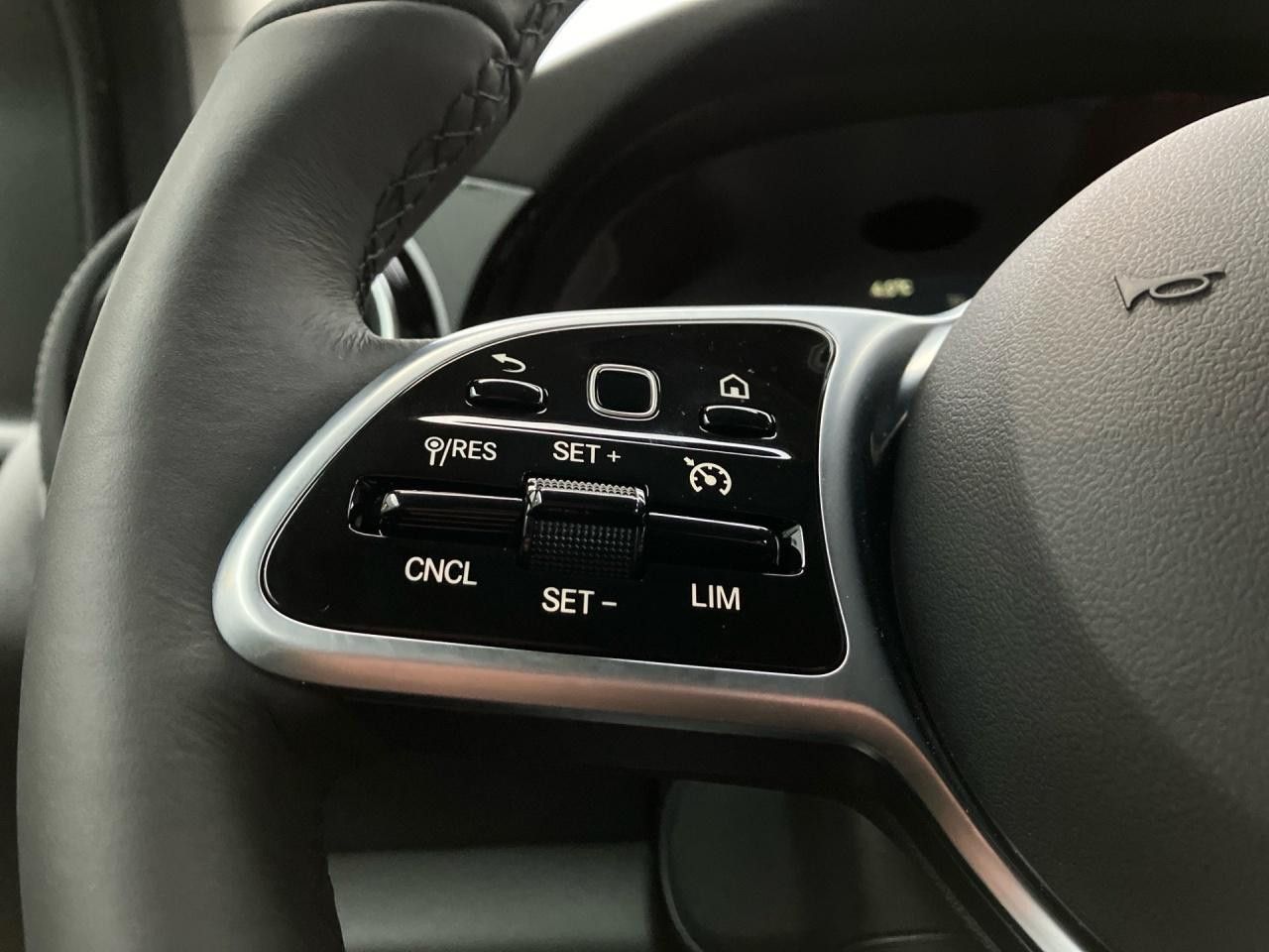 Mercedes-Benz EQT – Bild 14