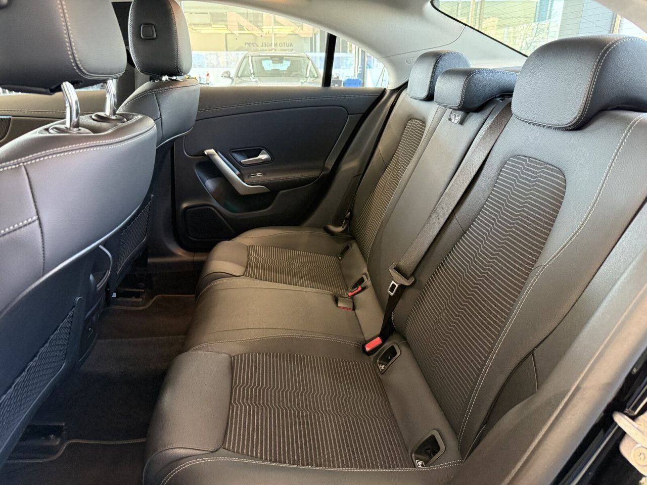 Fahrzeugbild 17 / 19