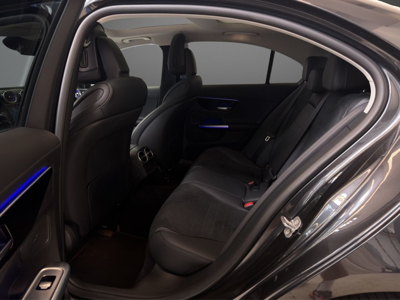 Mercedes-Benz C-Klasse – Bild 8