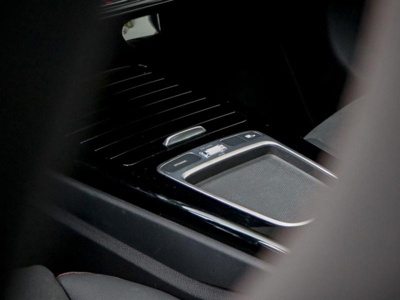 Photo du v&eacute;hicule 18 / 18