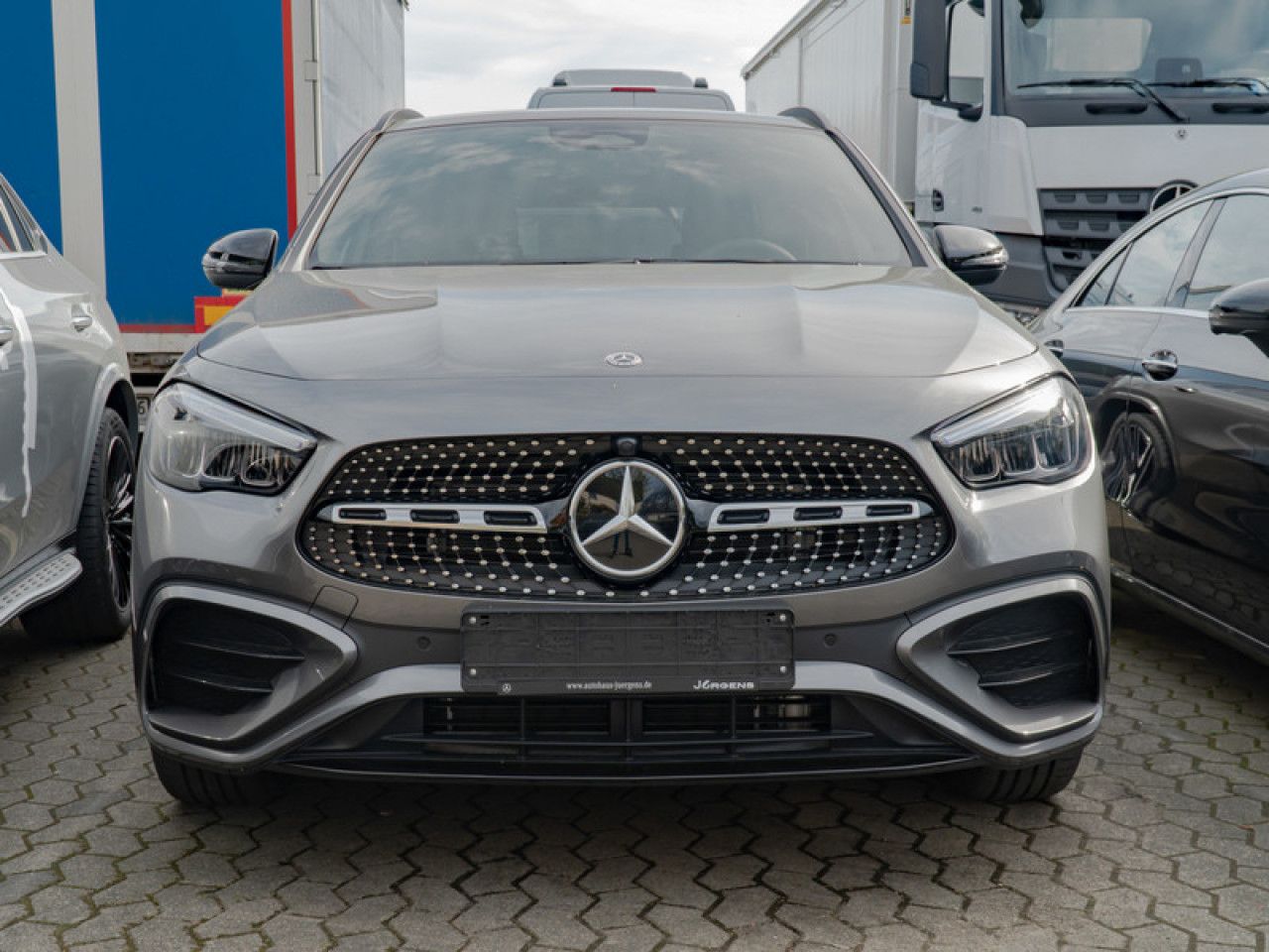 Mercedes-Benz GLA – Bild 2