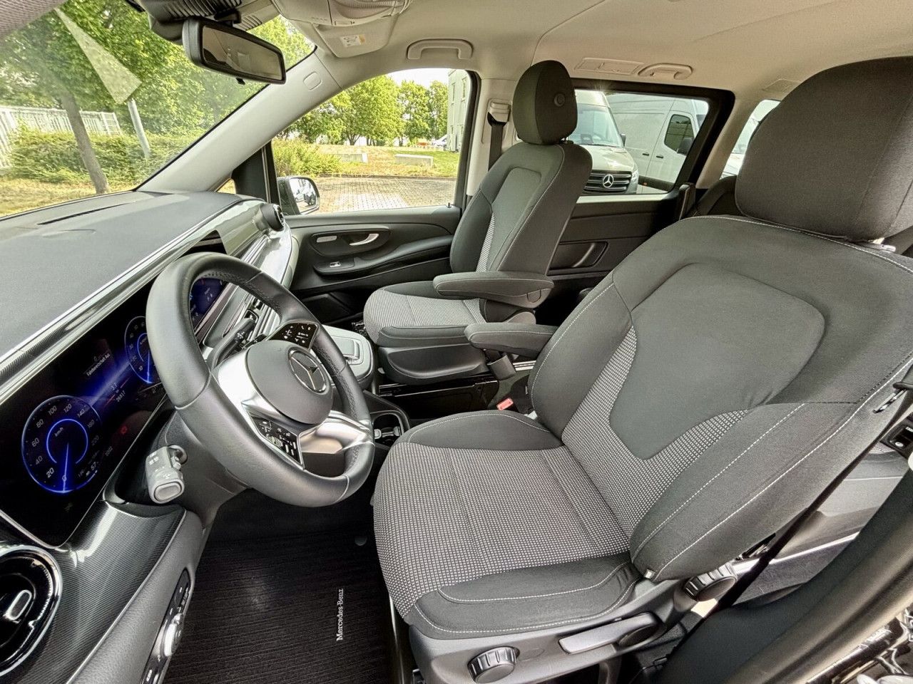 Mercedes-Benz EQV – Bild 14