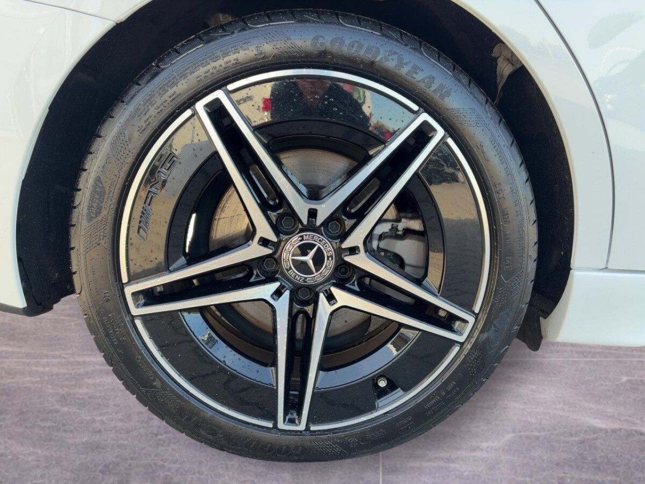 Mercedes-Benz C-Klasse – Bild 11