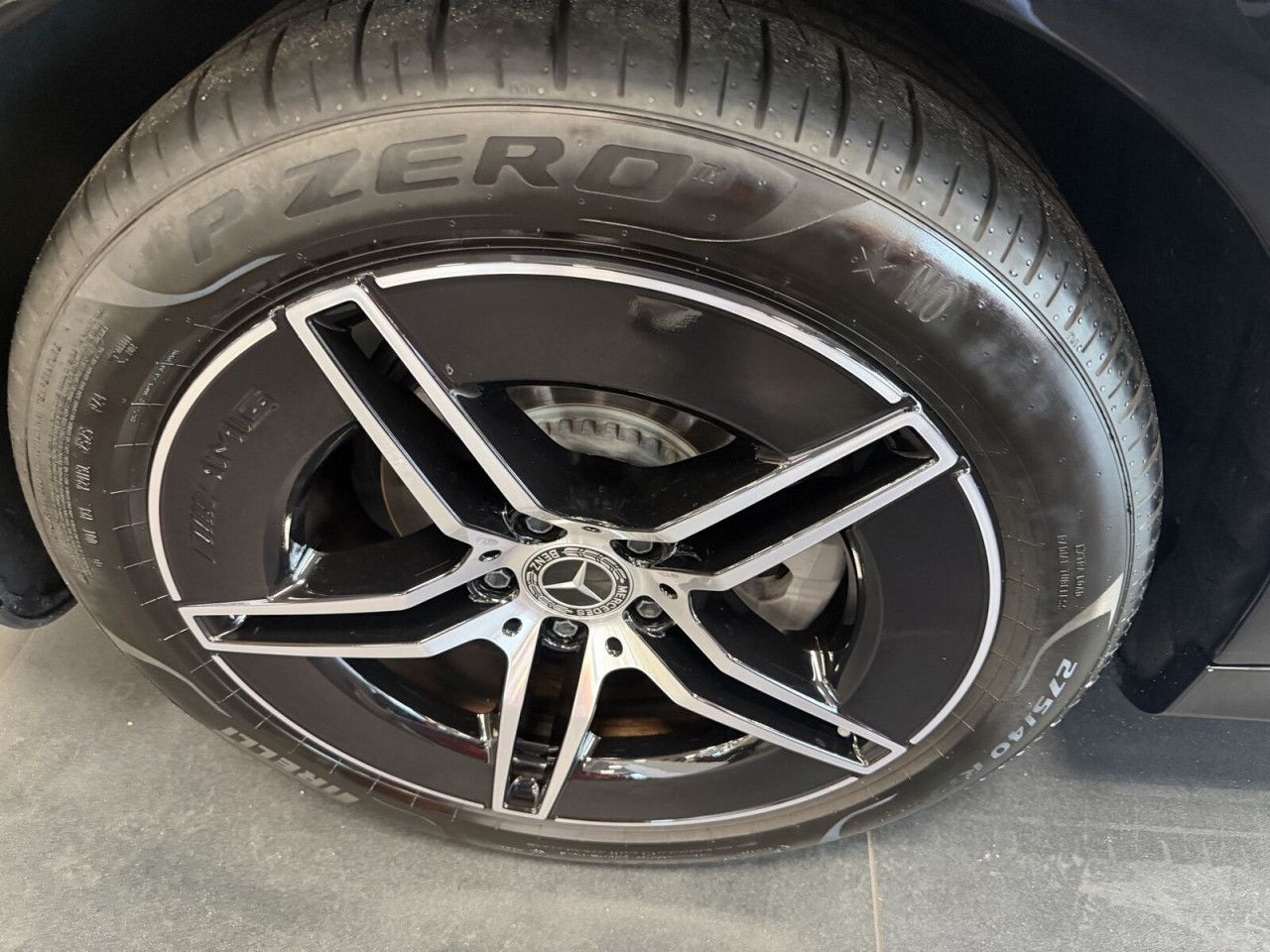 Mercedes-Benz E-Klasse – Bild 20