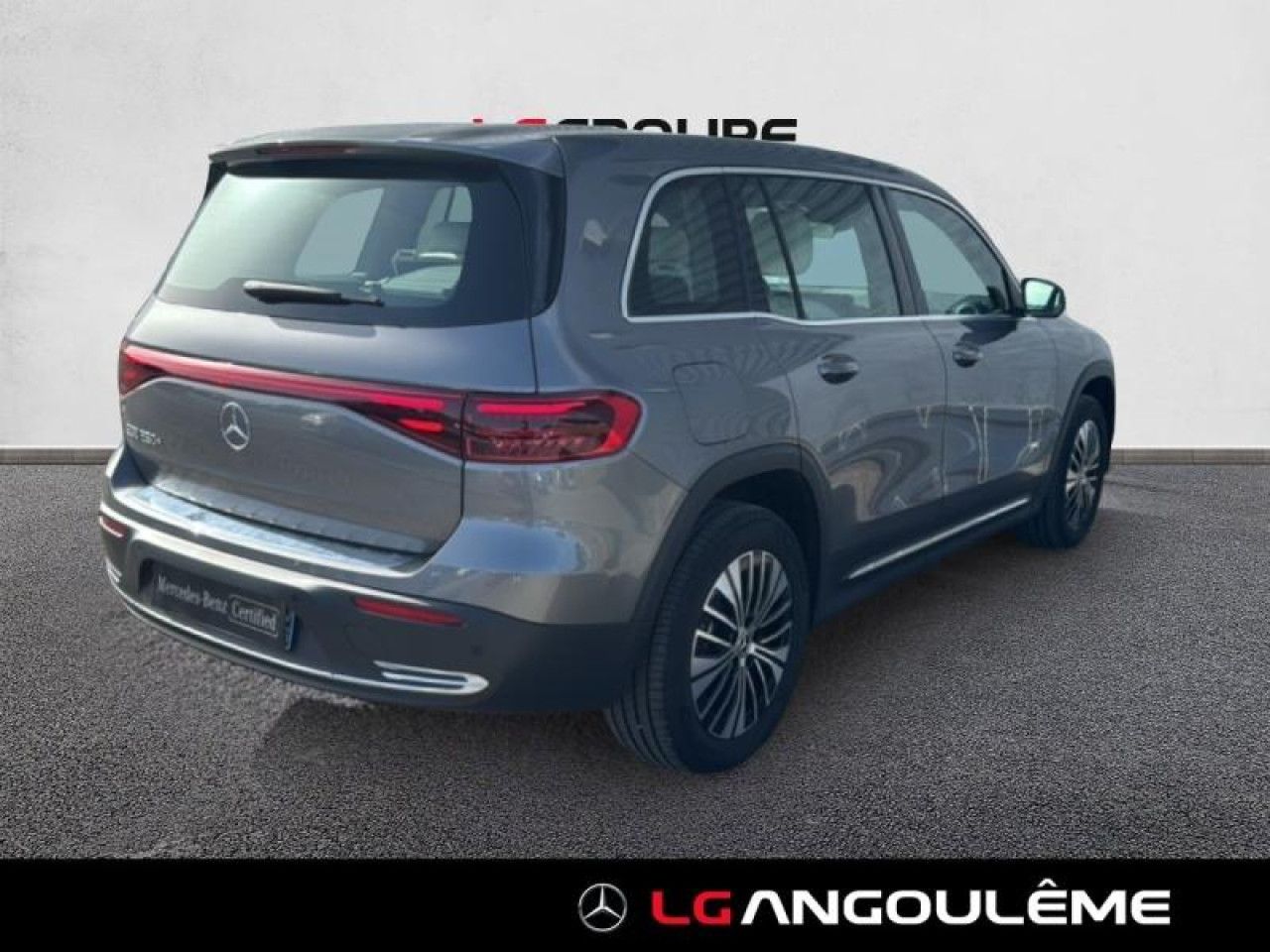 Photo du v&eacute;hicule 7 / 18