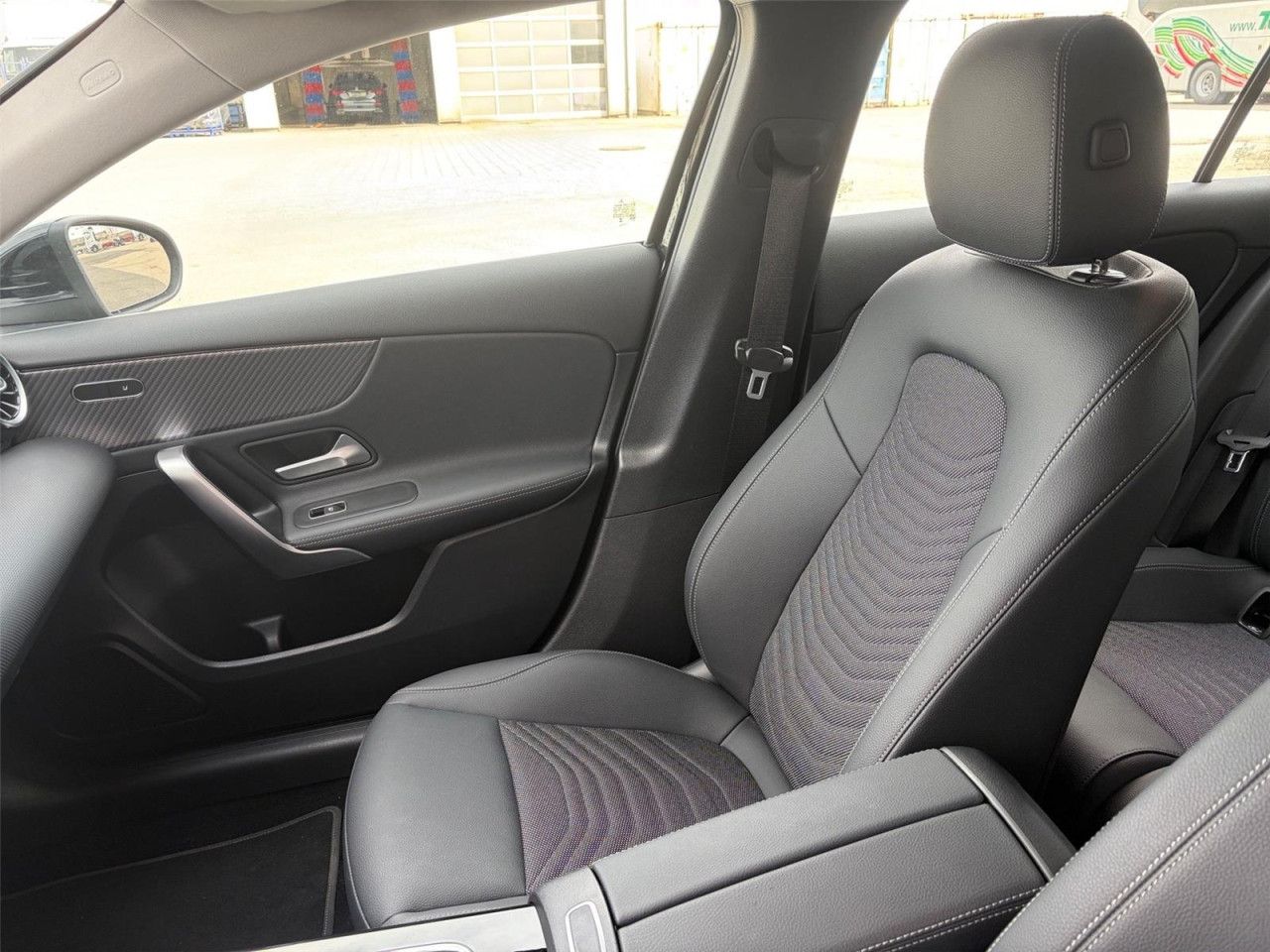 Fahrzeugbild 16 / 21