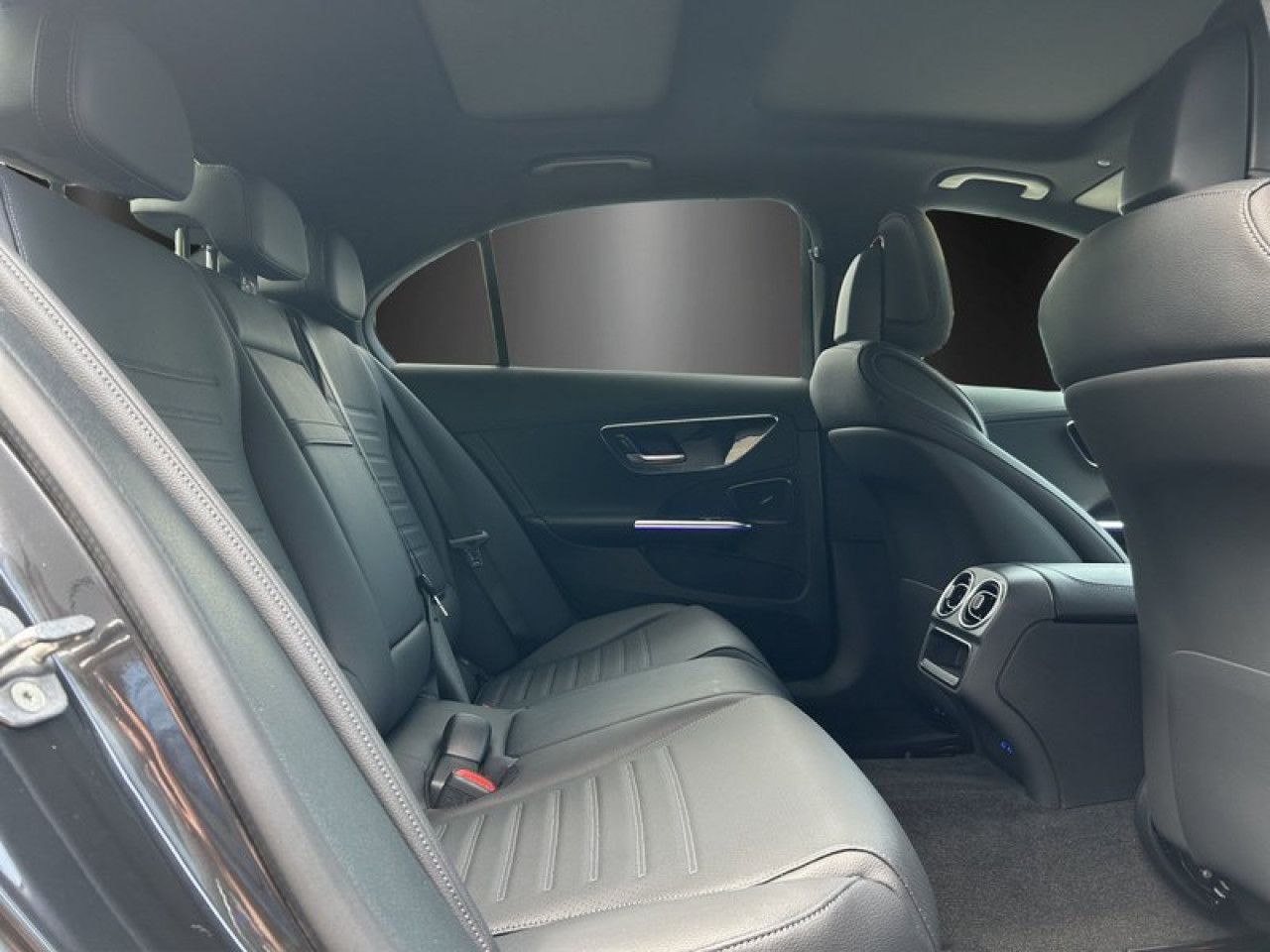 Mercedes-Benz C-Klasse – Bild 9