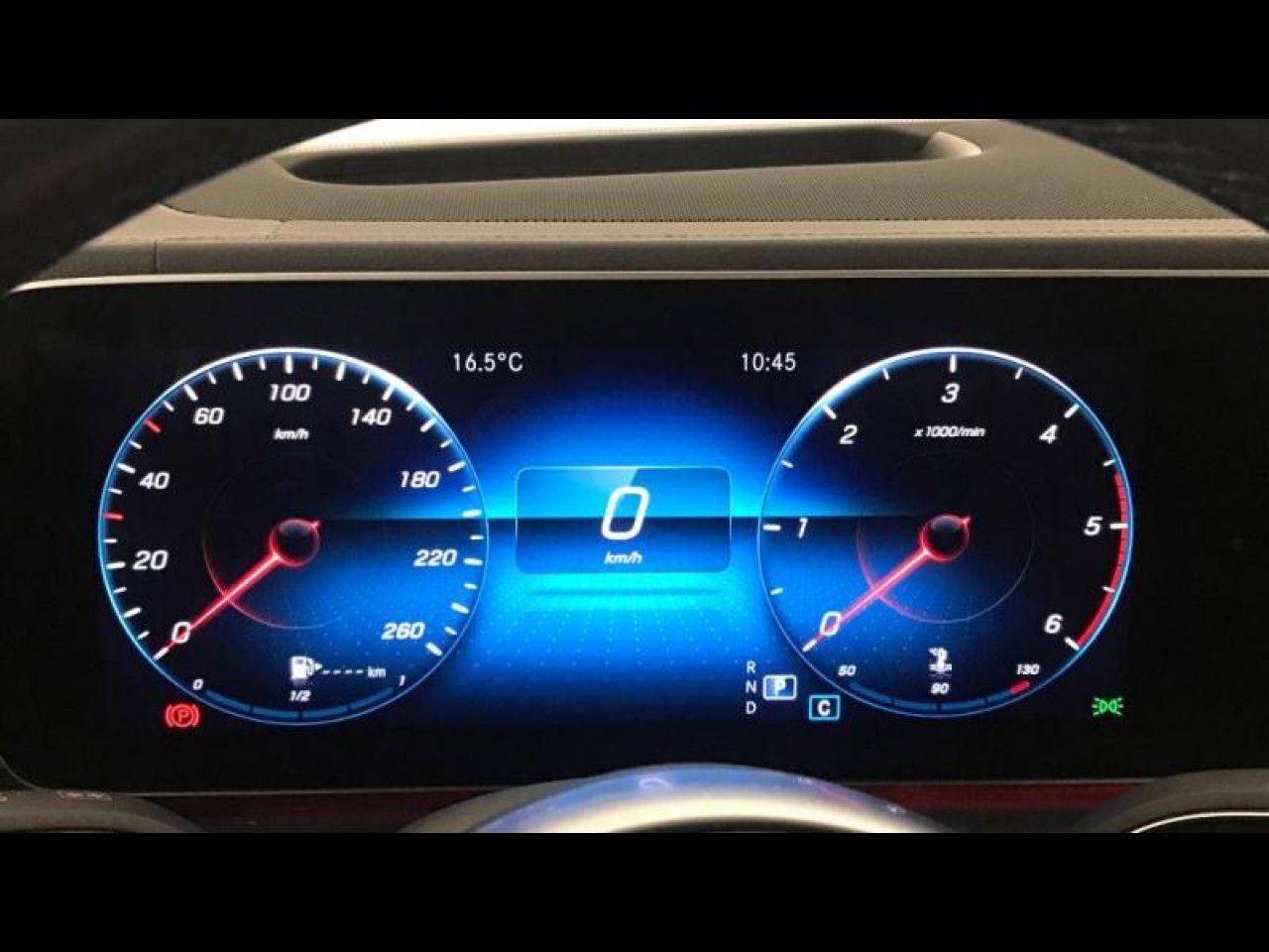 Photo du véhicule 10 / 18