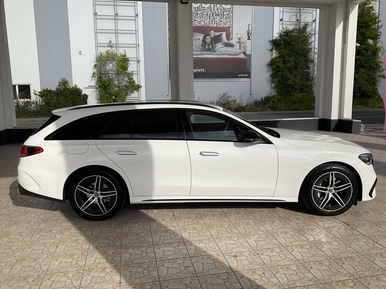 Mercedes-Benz E-Klasse – Bild 4