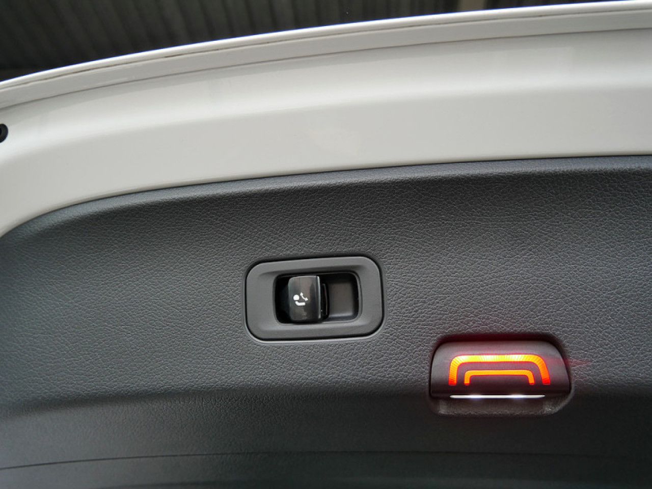 Mercedes-Benz GLC – Bild 11