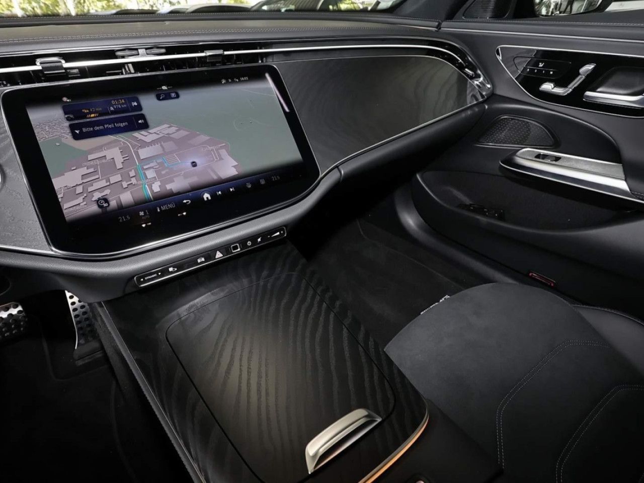 Mercedes-Benz E-Klasse – Bild 10