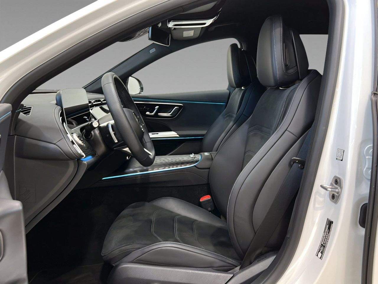 Mercedes-Benz E-Klasse – Bild 8