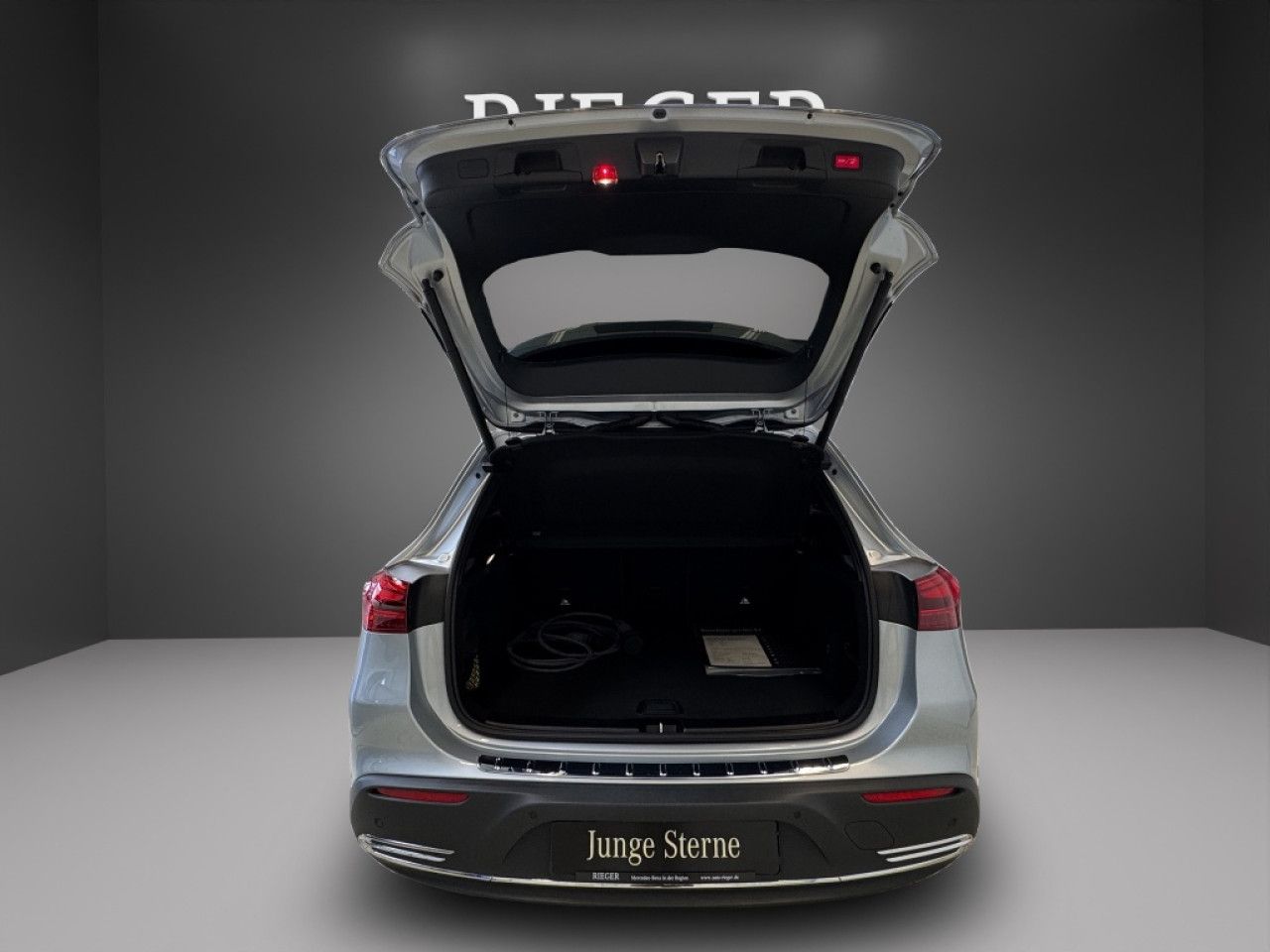 Mercedes-Benz EQA – Bild 12