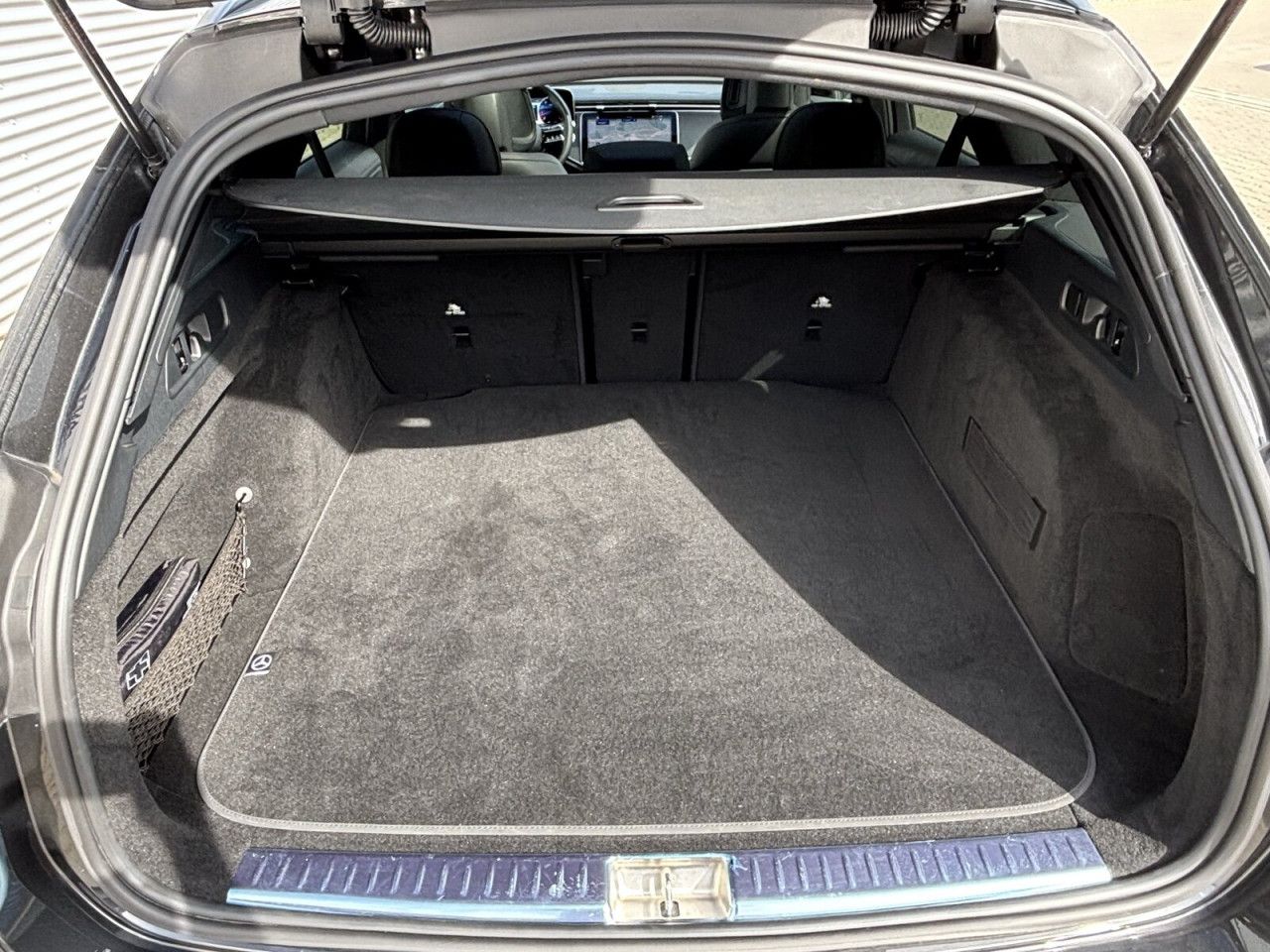 Mercedes-Benz E-Klasse – Bild 20