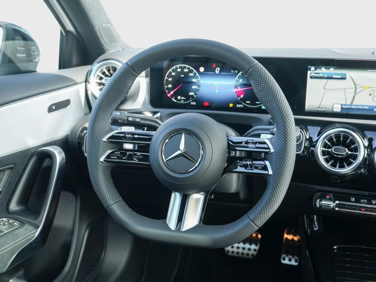 Mercedes-Benz A-Klasse – Bild 8