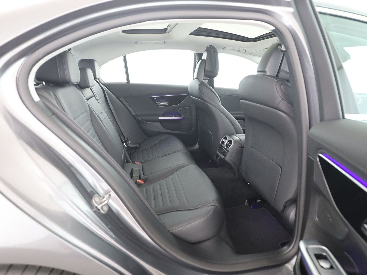 Mercedes-Benz C-Klasse – Bild 16