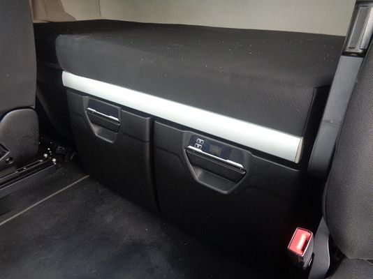 Vehicle image 8 / 15