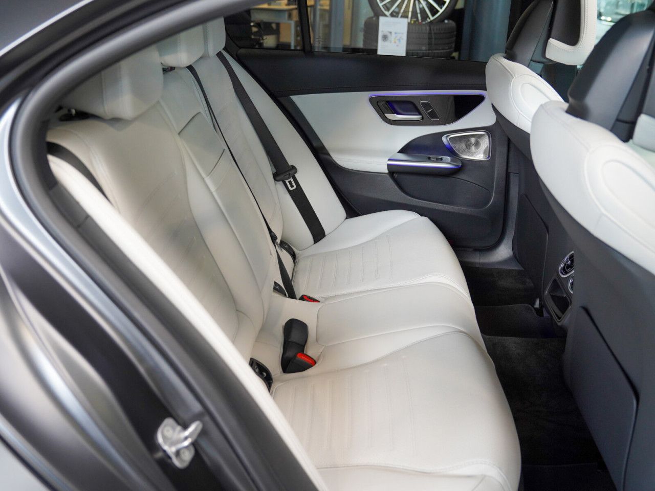 Mercedes-Benz C-Klasse – Bild 8