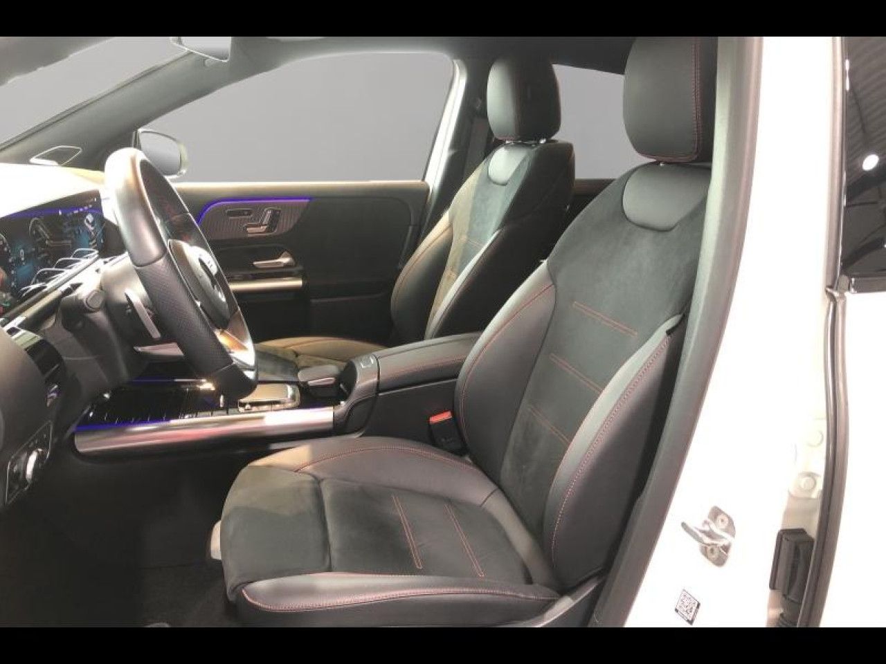 Photo du v&eacute;hicule 12 / 18