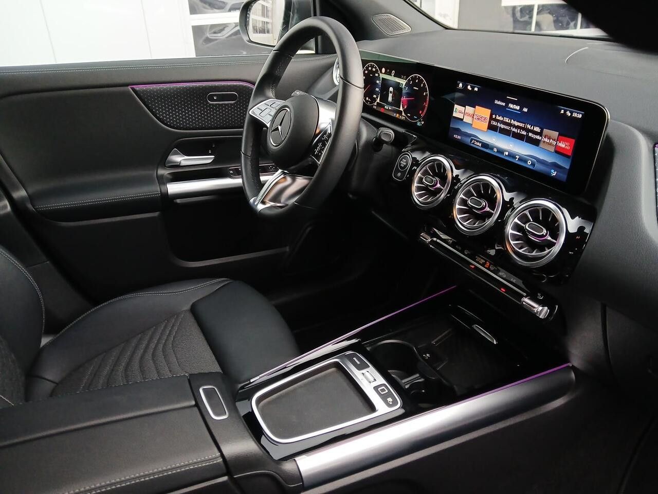 Zdjęcie pojazdu 20 / 23