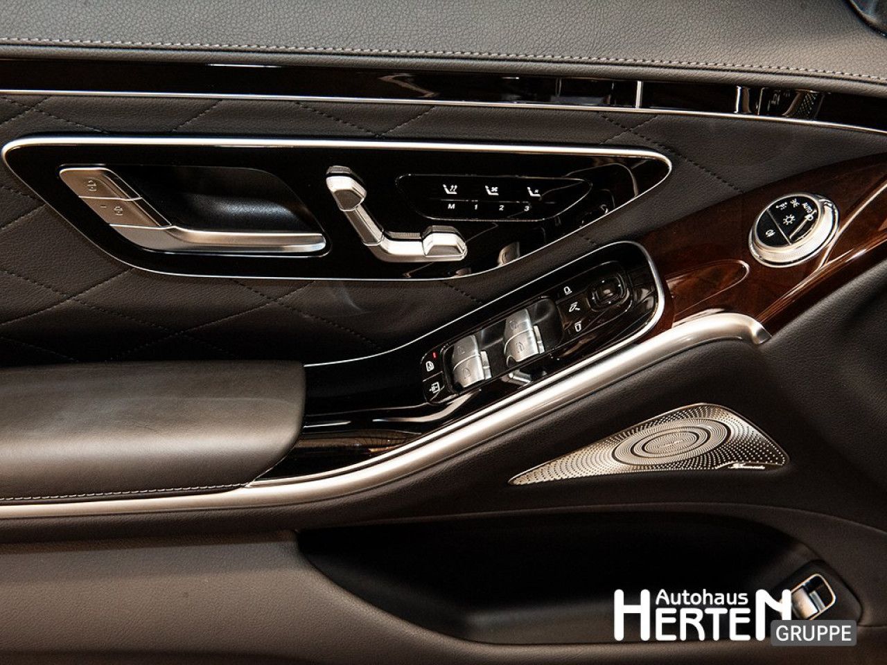 Mercedes-Benz S-Klasse – Bild 10