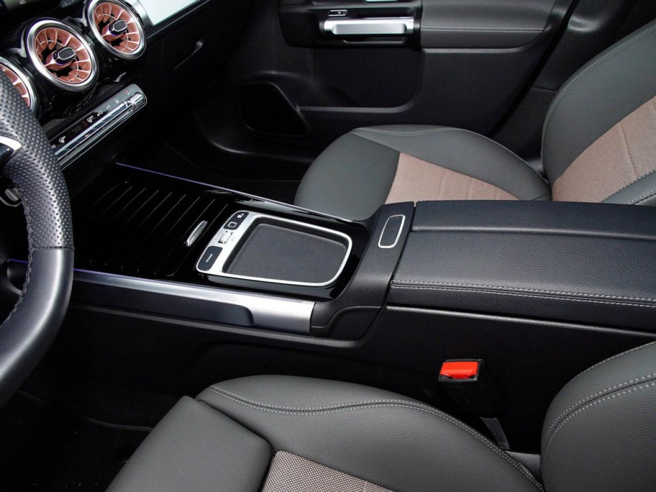 Mercedes-Benz EQB – Bild 14