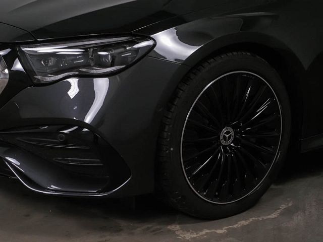 MERCEDES-BENZ E-Class 2025 — imagine 4