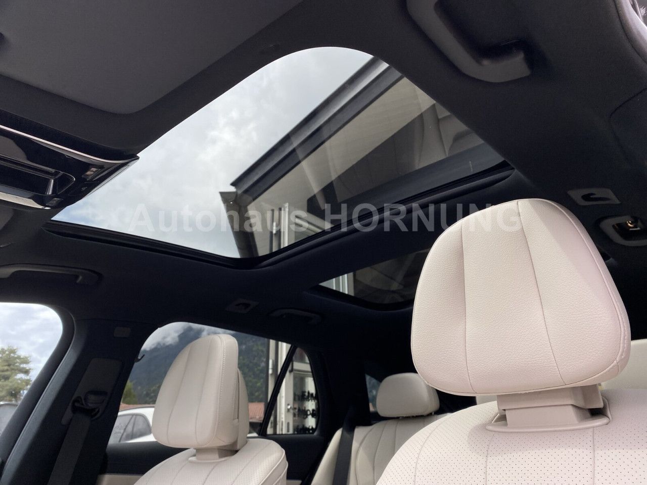 Mercedes-Benz E-Klasse – Bild 14