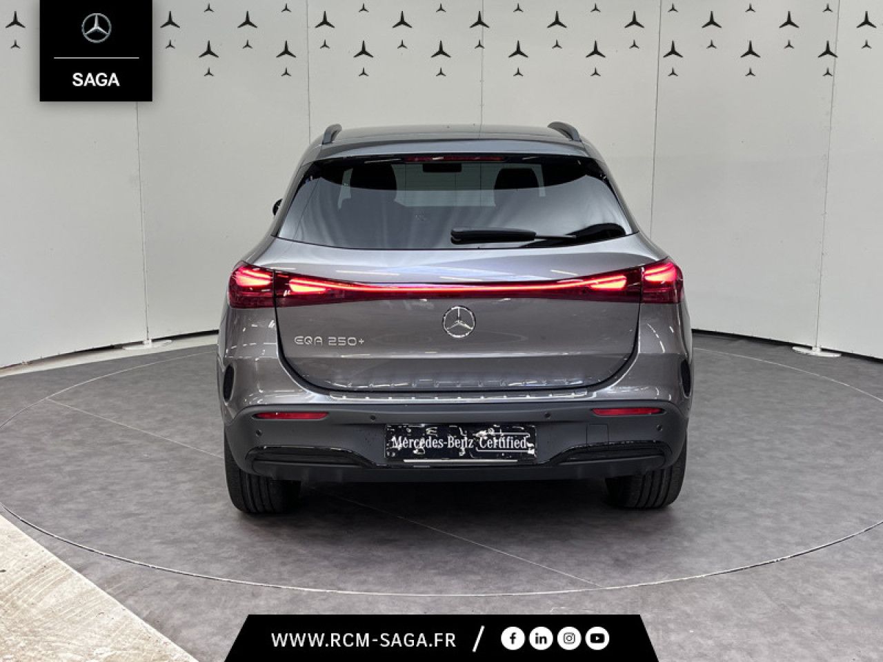 Photo du v&eacute;hicule 3 / 18