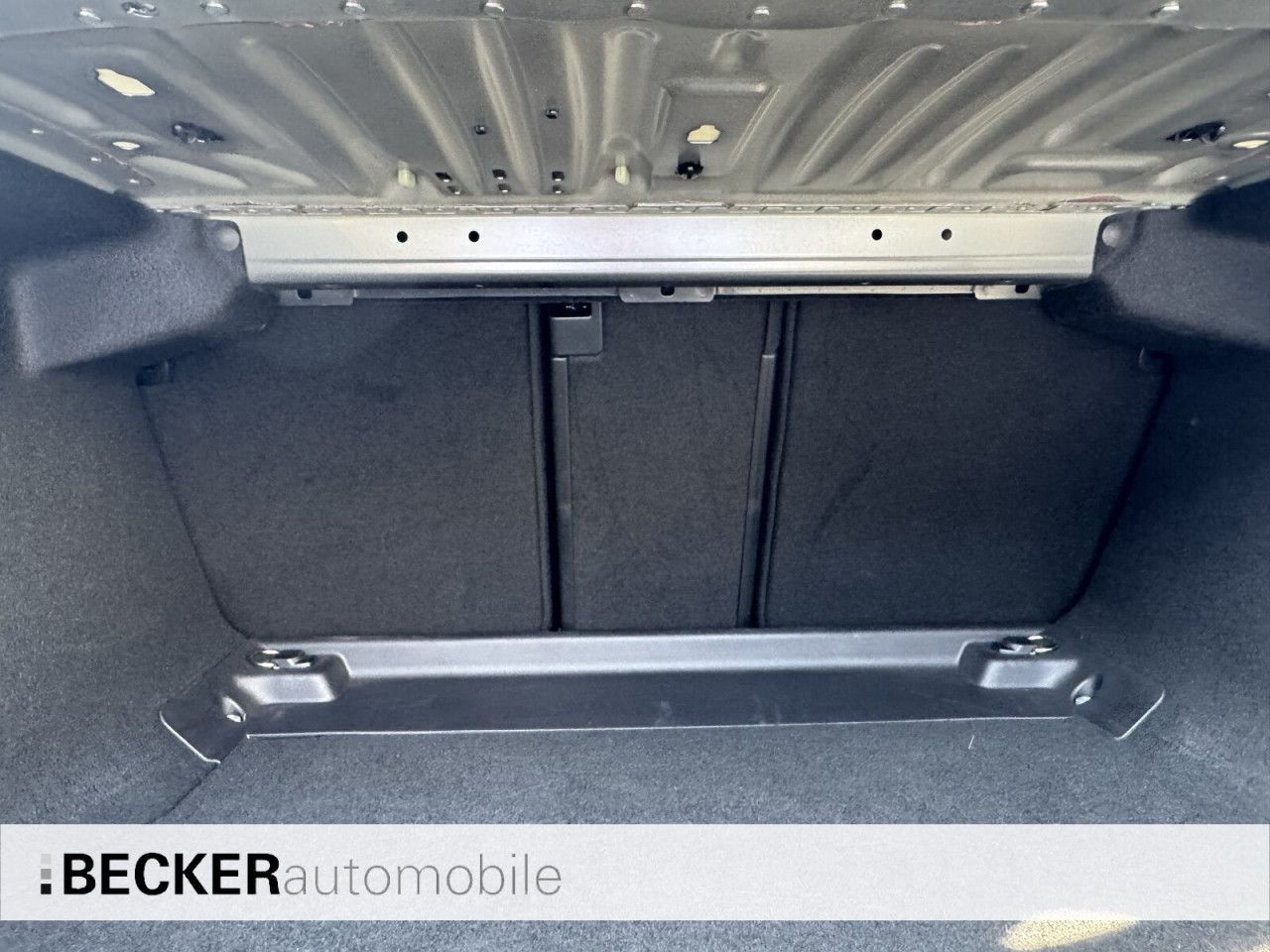 Mercedes-Benz C-Klasse – Bild 13