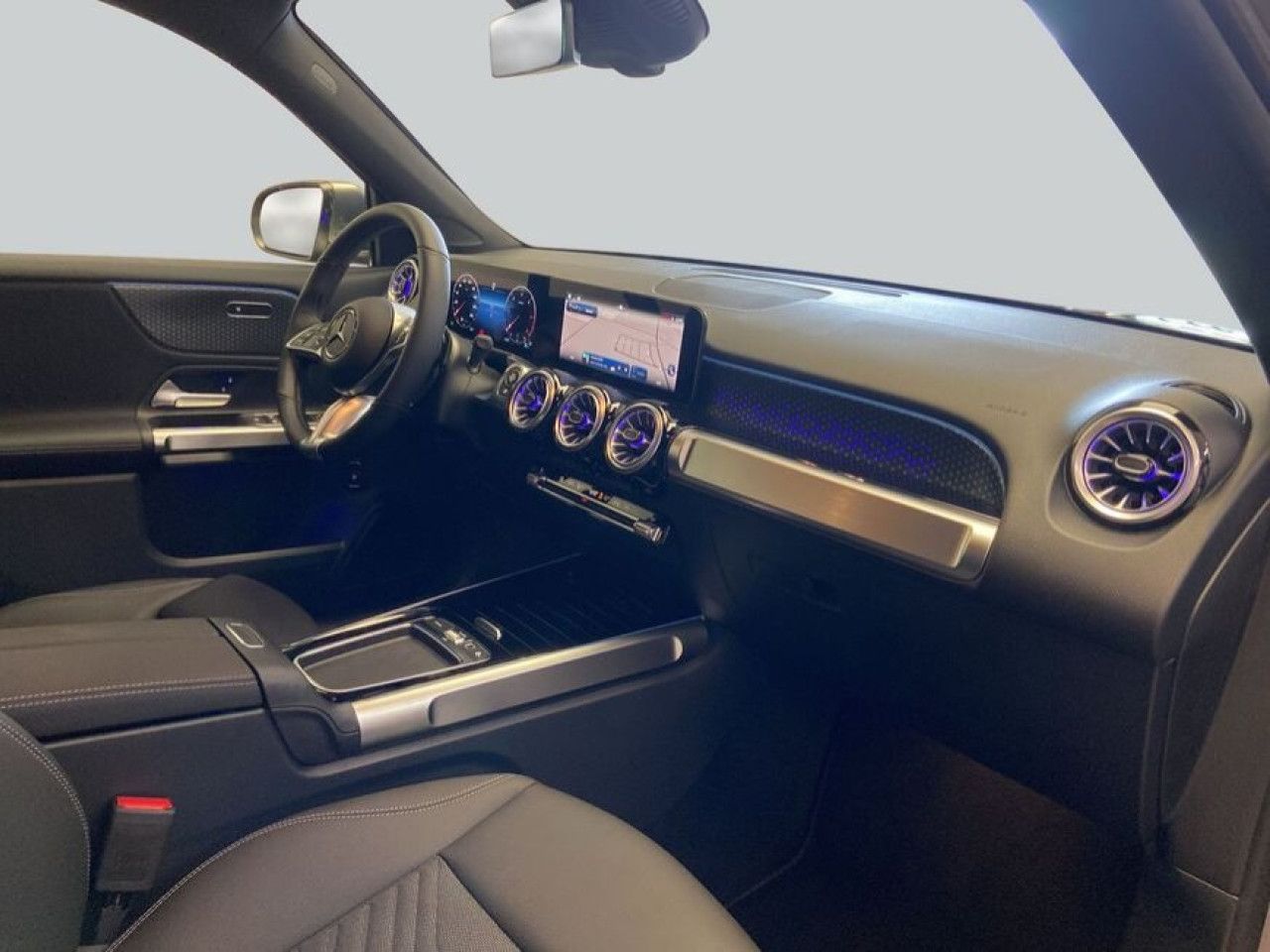 Mercedes-Benz GLB – Bild 16