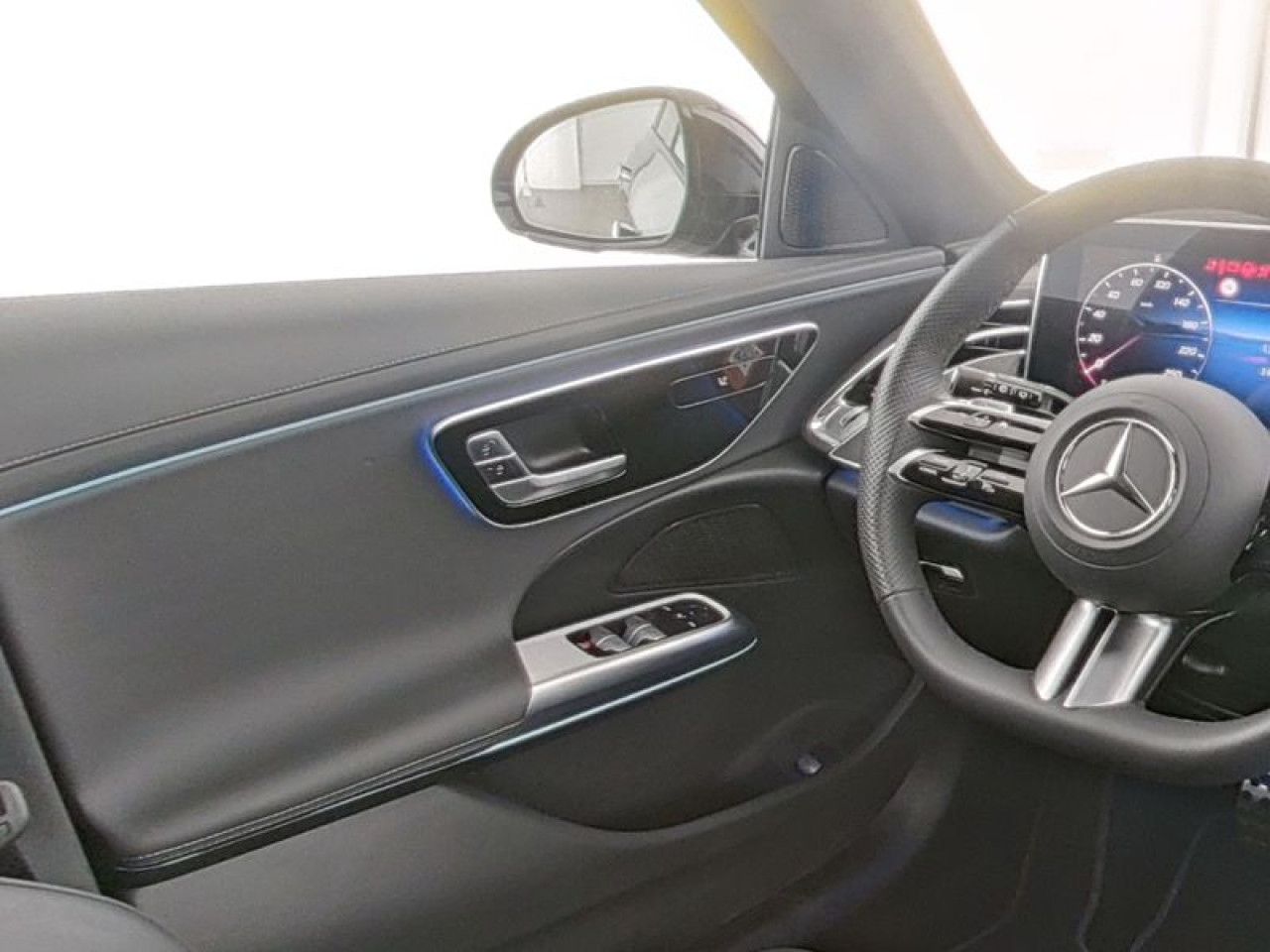 Mercedes-Benz E-Klasse – Bild 8