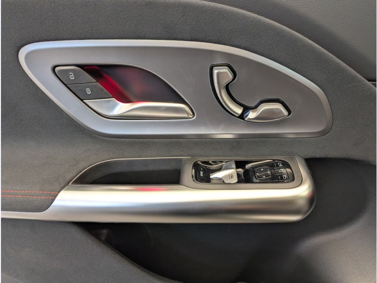 Photo du v&eacute;hicule 15 / 18