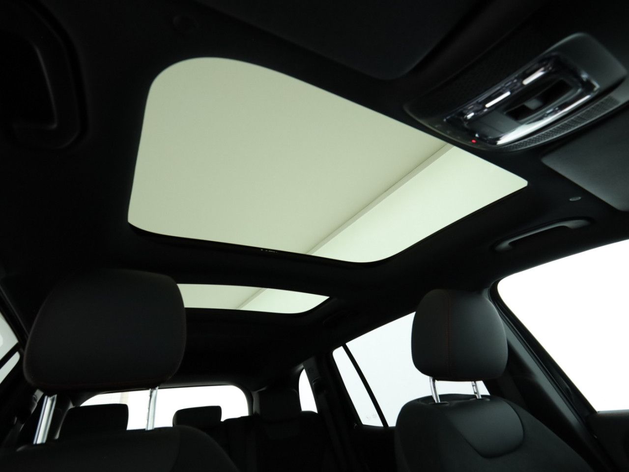 Mercedes-Benz EQB – Bild 21