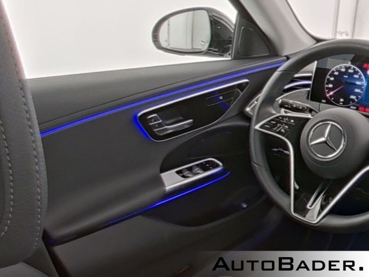 Mercedes-Benz E-Klasse – Bild 9