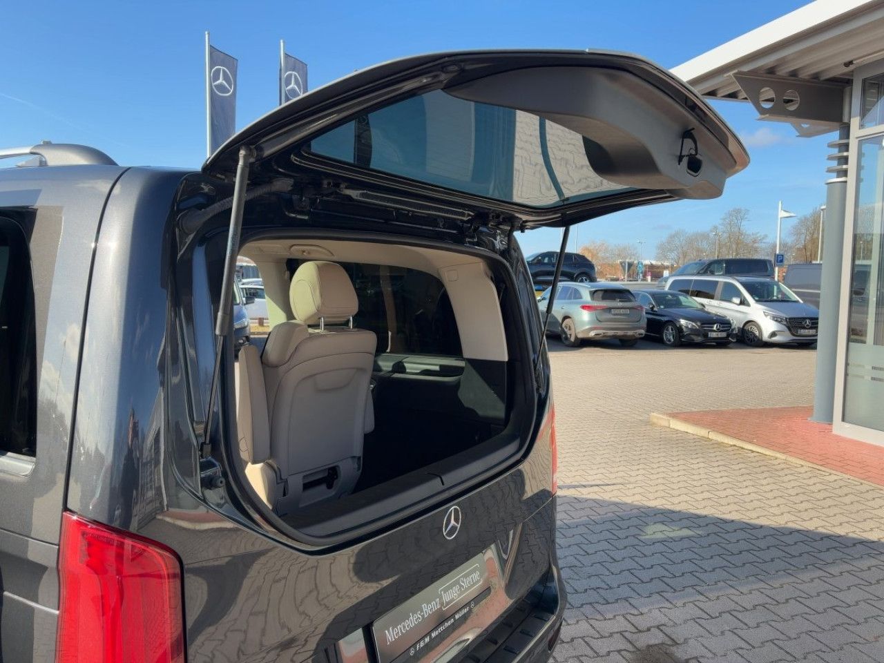 Fahrzeugbild 16 / 24