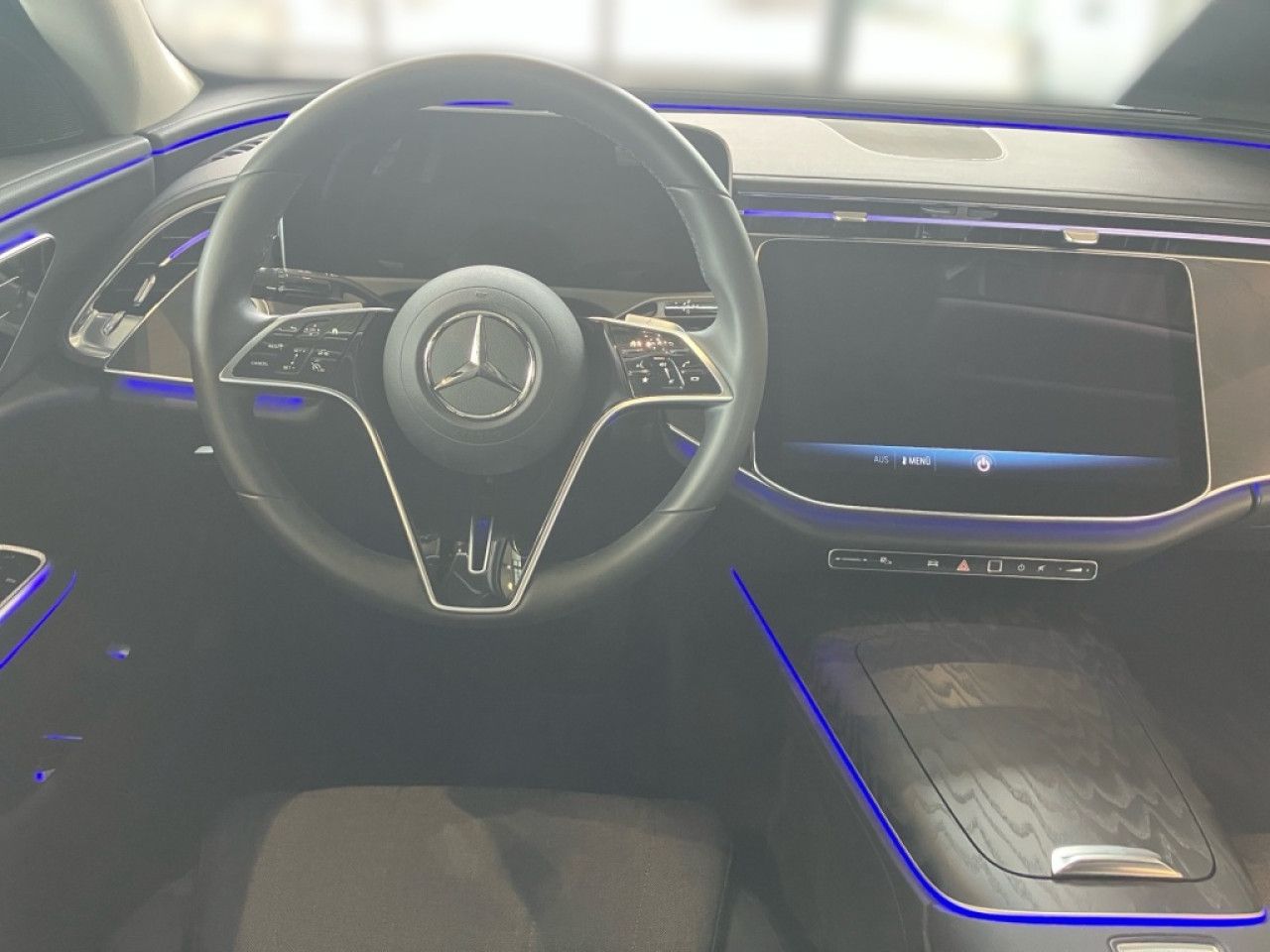 Mercedes-Benz E-Klasse – Bild 9