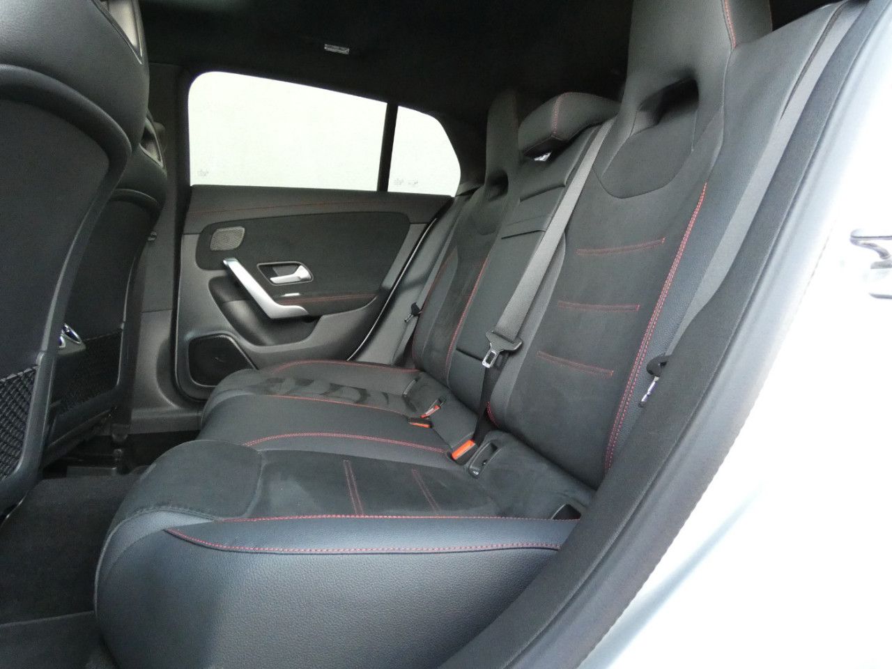 Fahrzeugbild 17 / 25