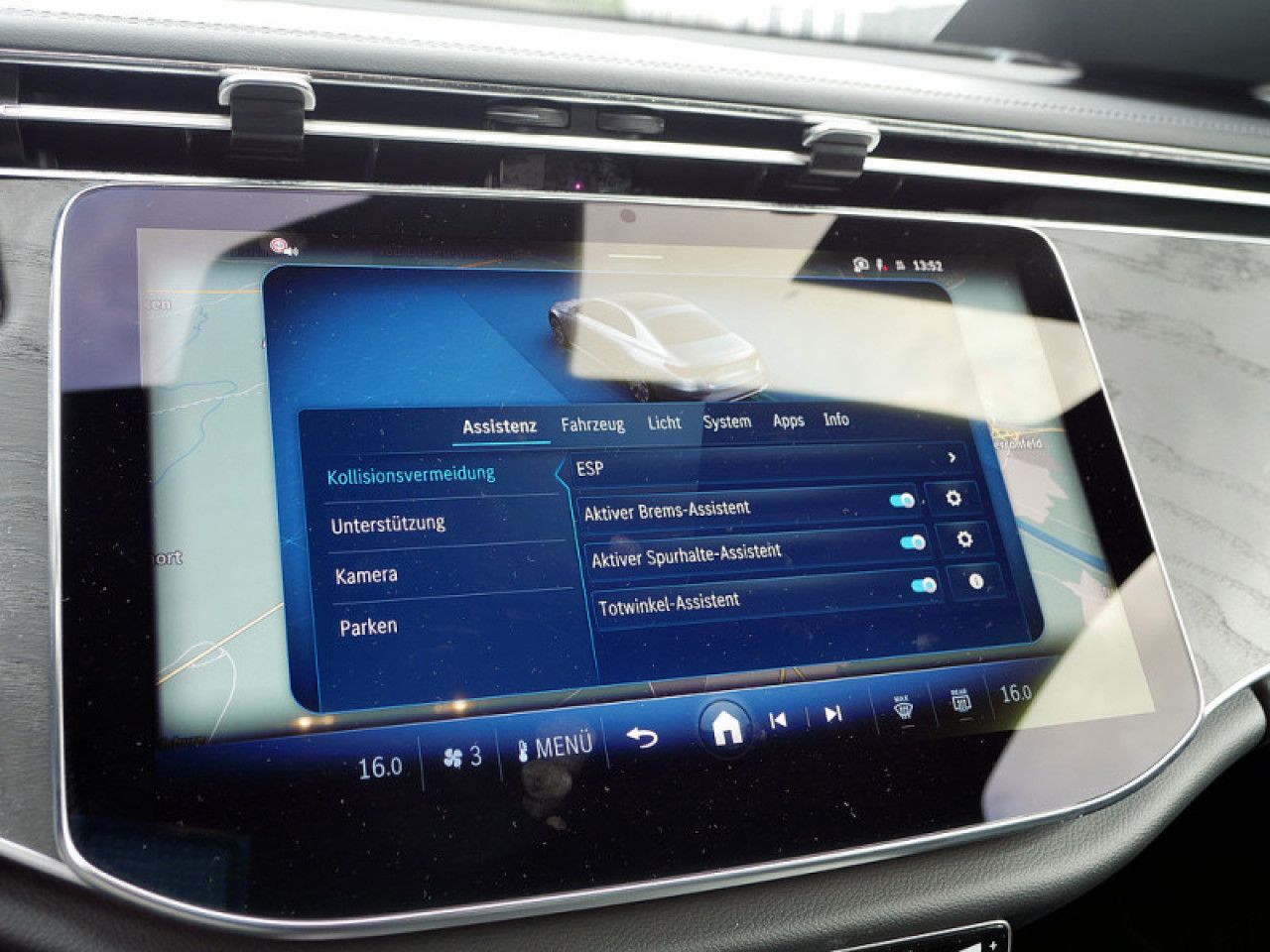 Mercedes-Benz E-Klasse – Bild 16