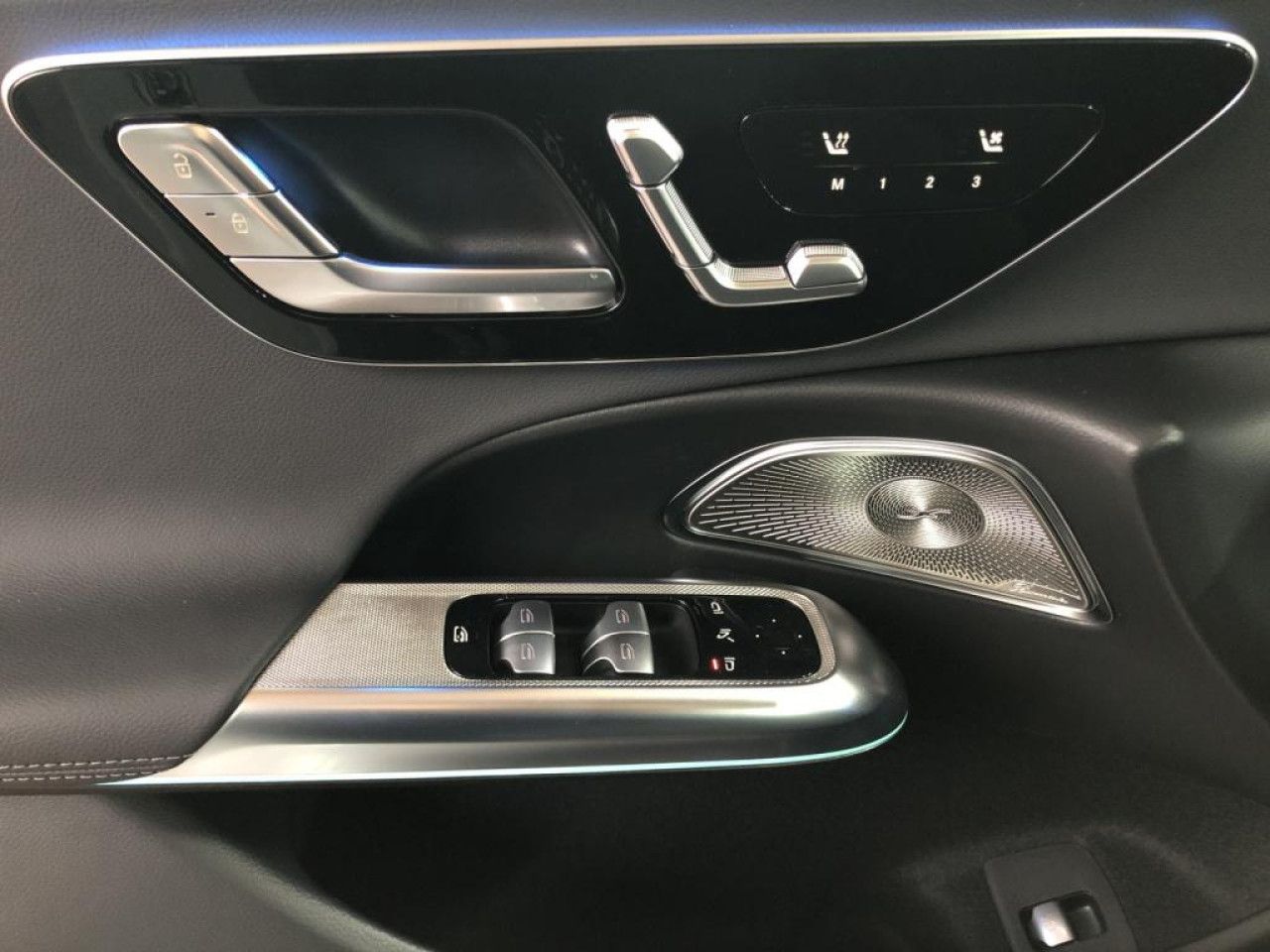 Mercedes-Benz E-Klasse – Bild 15